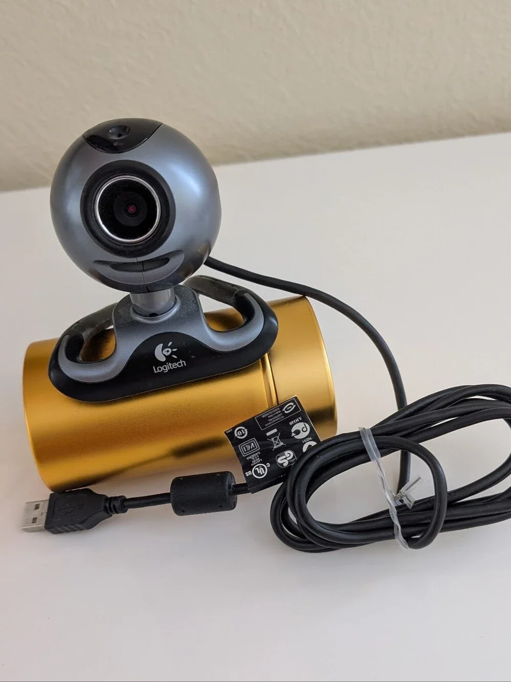 LOGITECH QUICKCAM ORBIT MP USB   WEBCAM WITH ADUSTABLE STAND